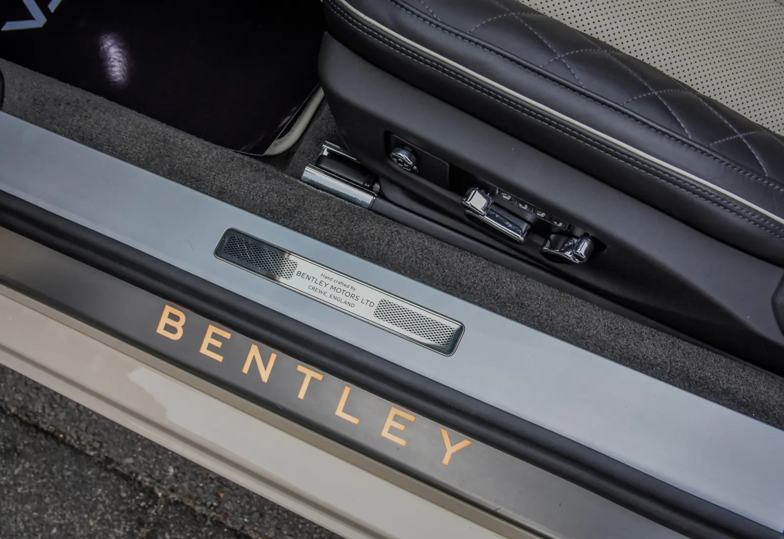 Bentley Continental GTC 4.0 V8 Mulliner - 47976